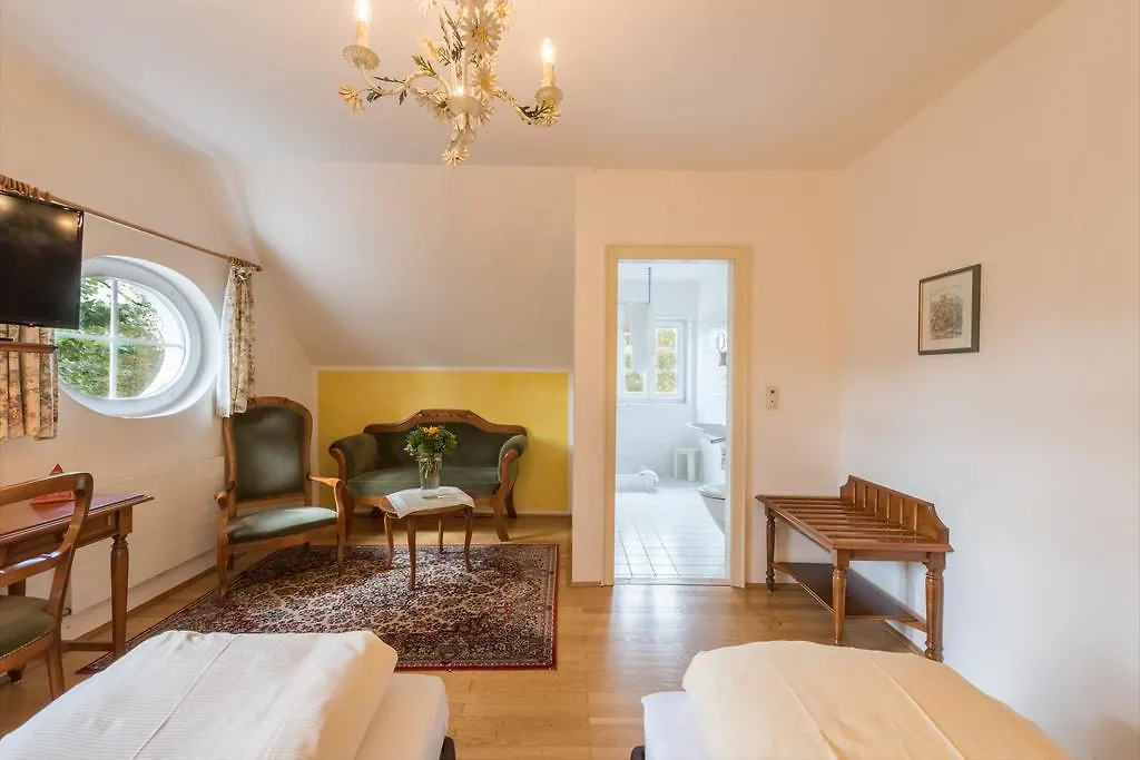 Gasthof Braeuwirt Bergheim Hotel
