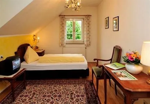 *** Hotell Gasthof Braeuwirt Bergheim Österrike