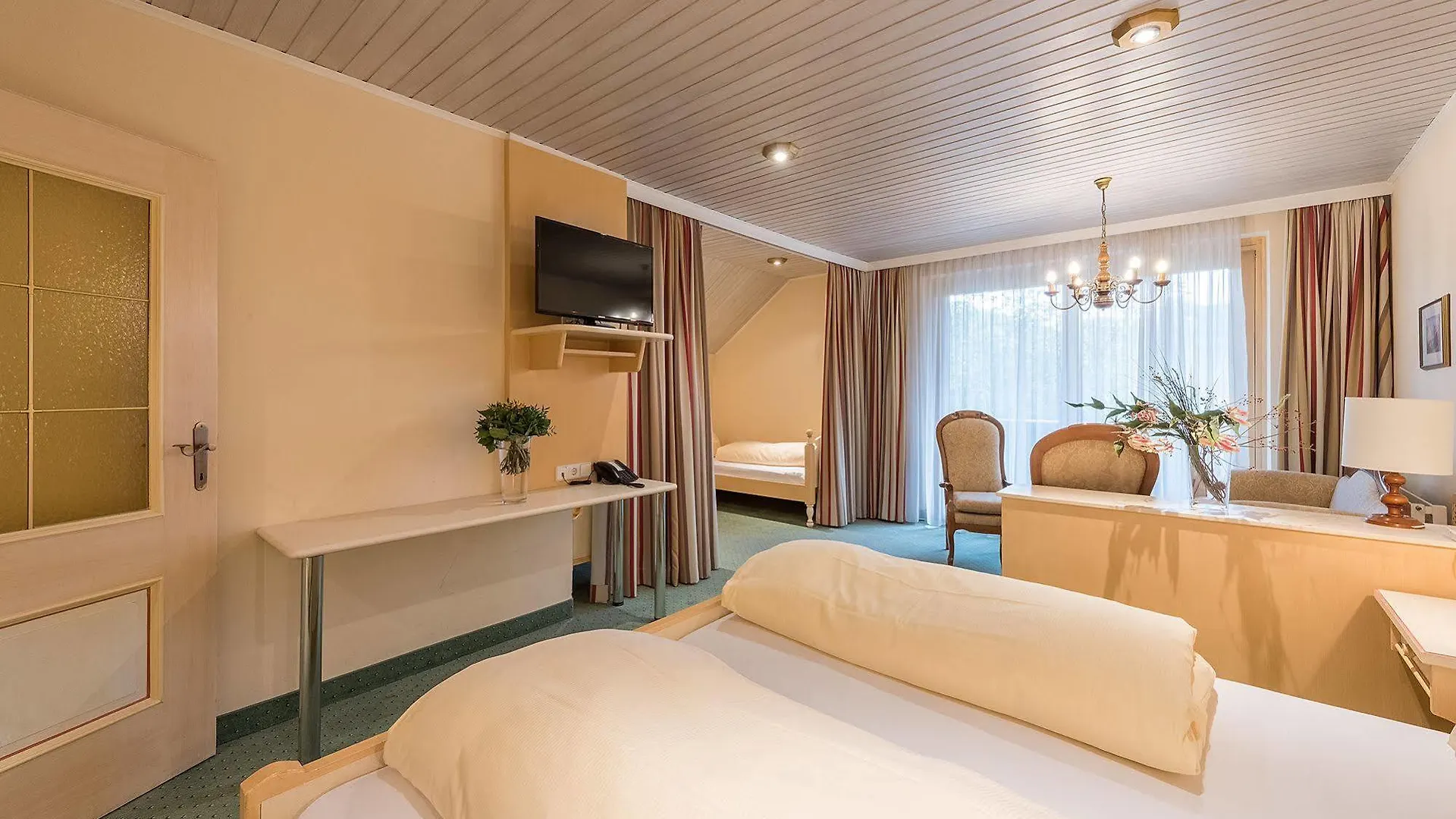 *** Hotell Gasthof Braeuwirt Bergheim Österrike